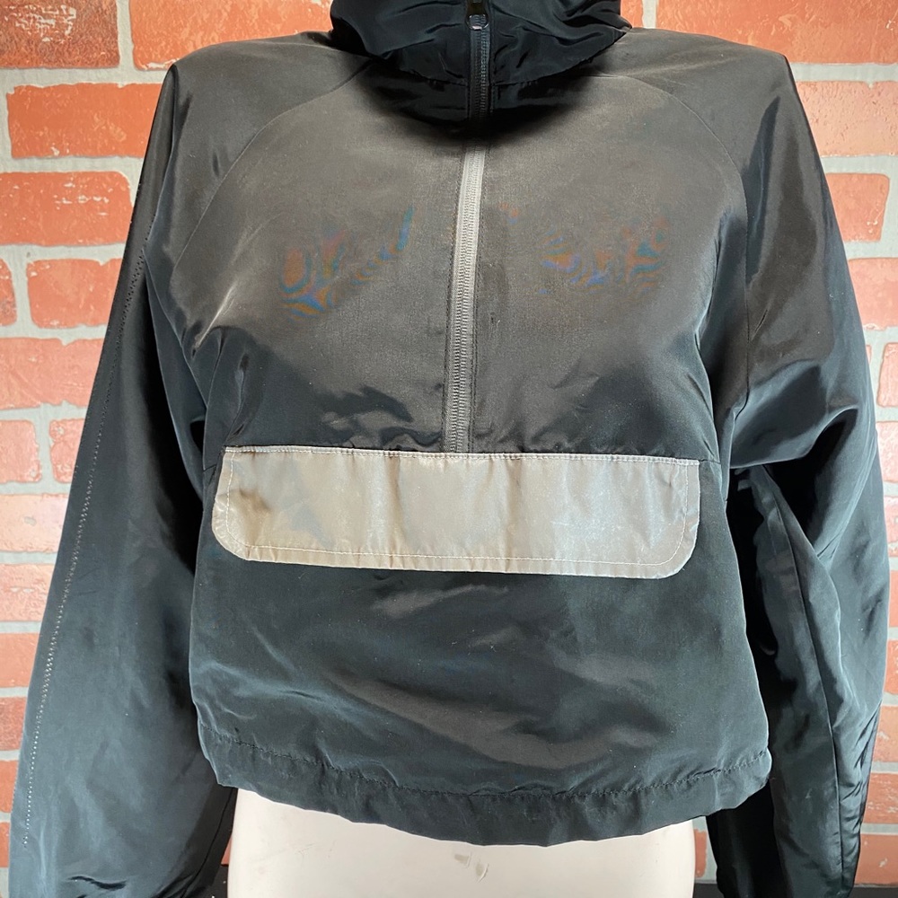 Forever 21 Crop Top Wind Breaker